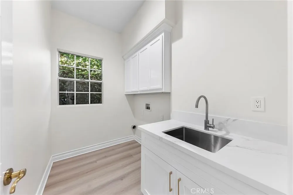 136 Garfield Place Monrovia, CA 91016
