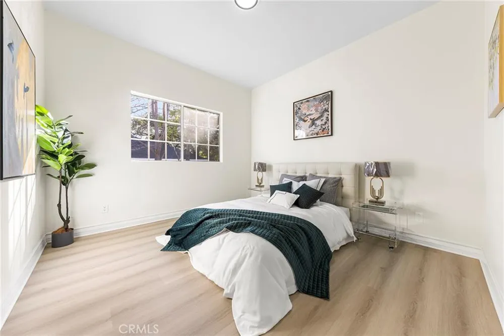 136 Garfield Place Monrovia, CA 91016