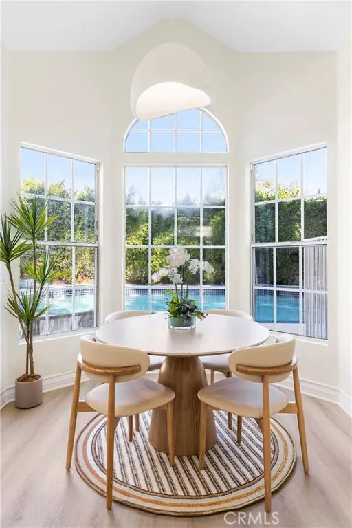 136 Garfield Place Monrovia, CA 91016