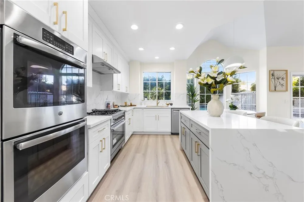 136 Garfield Place Monrovia, CA 91016