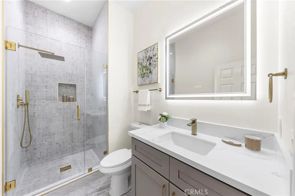 136 Garfield Place Monrovia, CA 91016
