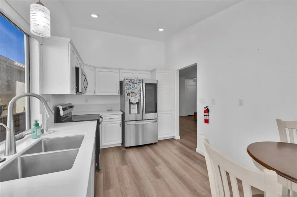 40918 Cypress Point Drive Cherry Valley, CA 92223