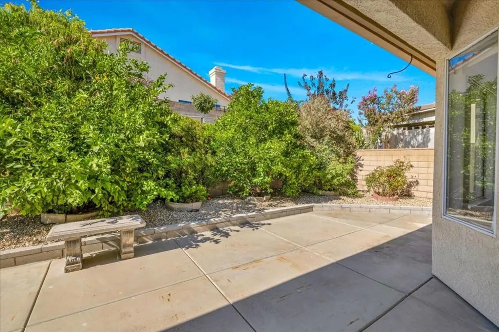 40918 Cypress Point Drive Cherry Valley, CA 92223