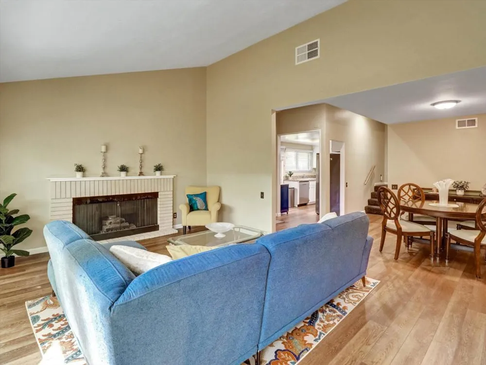 2600 S Palm Canyon Canyon Drive ##15 Palm Springs, CA 92264