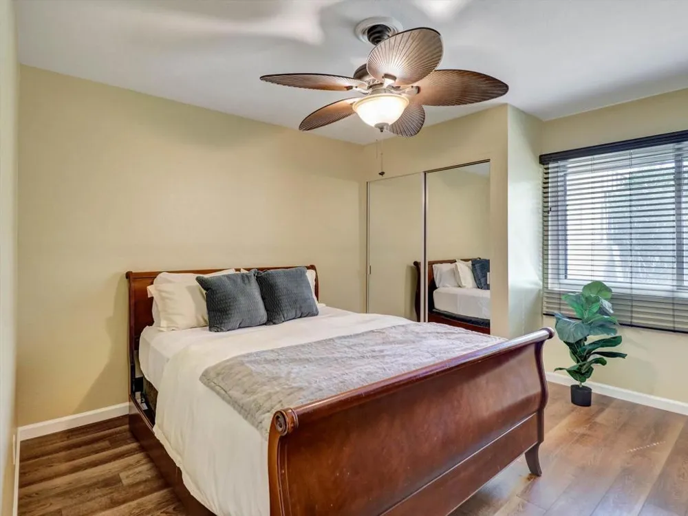 2600 S Palm Canyon Canyon Drive ##15 Palm Springs, CA 92264