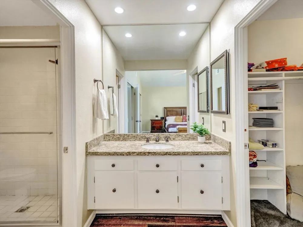 2600 S Palm Canyon Canyon Drive ##15 Palm Springs, CA 92264