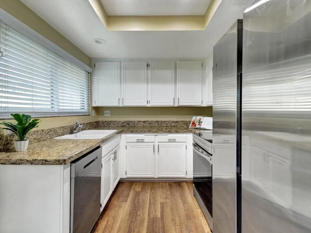 2600 S Palm Canyon Canyon Drive ##15 Palm Springs, CA 92264