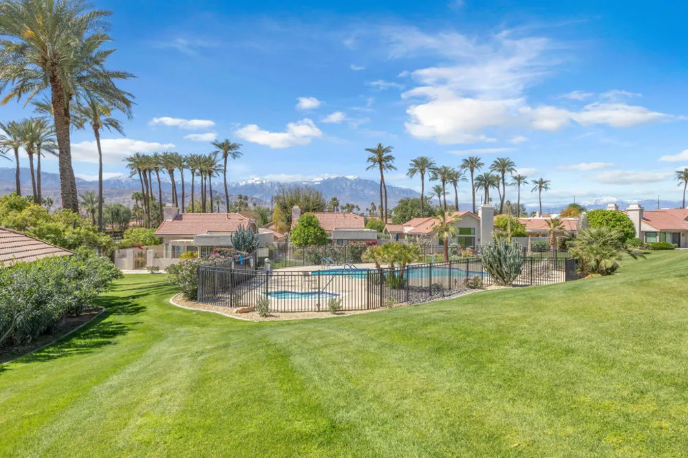 16 San Felipe Drive Palm Desert, CA 92260