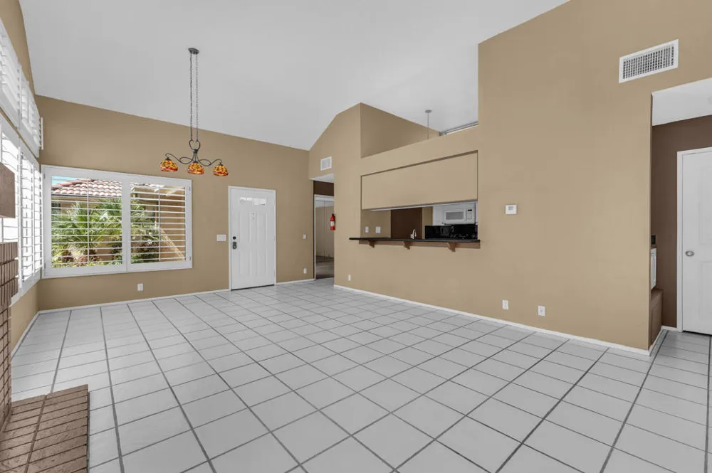 16 San Felipe Drive Palm Desert, CA 92260