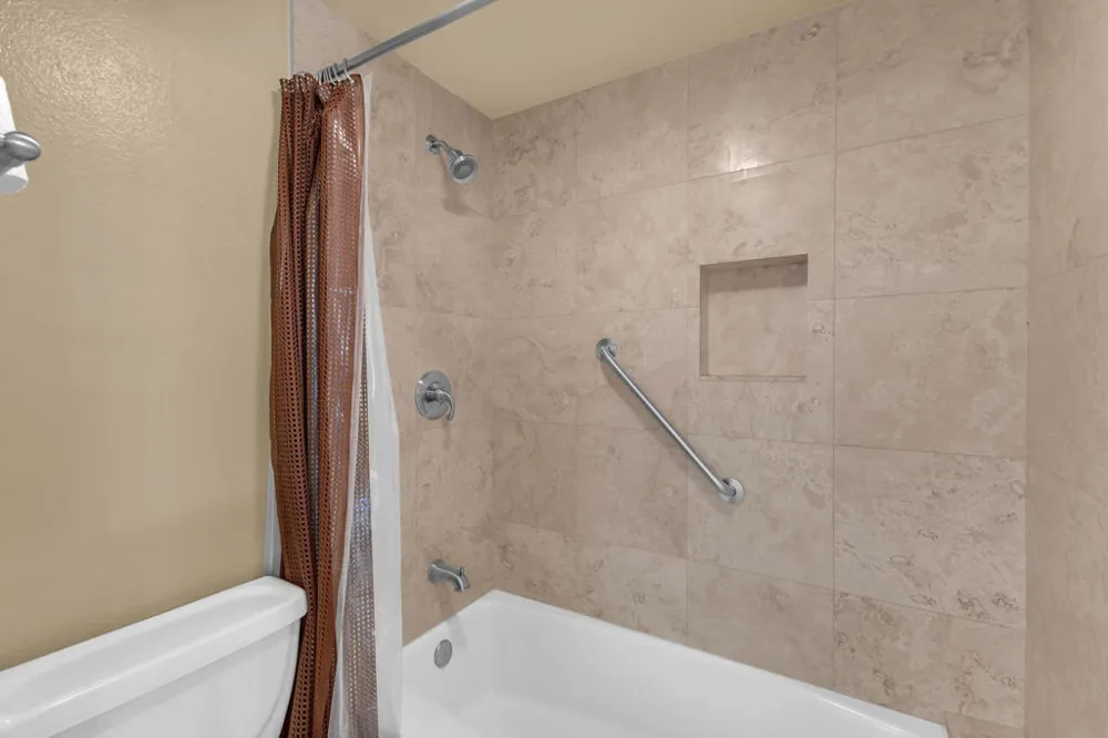 16 San Felipe Drive Palm Desert, CA 92260