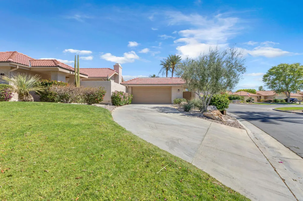 16 San Felipe Drive Palm Desert, CA 92260