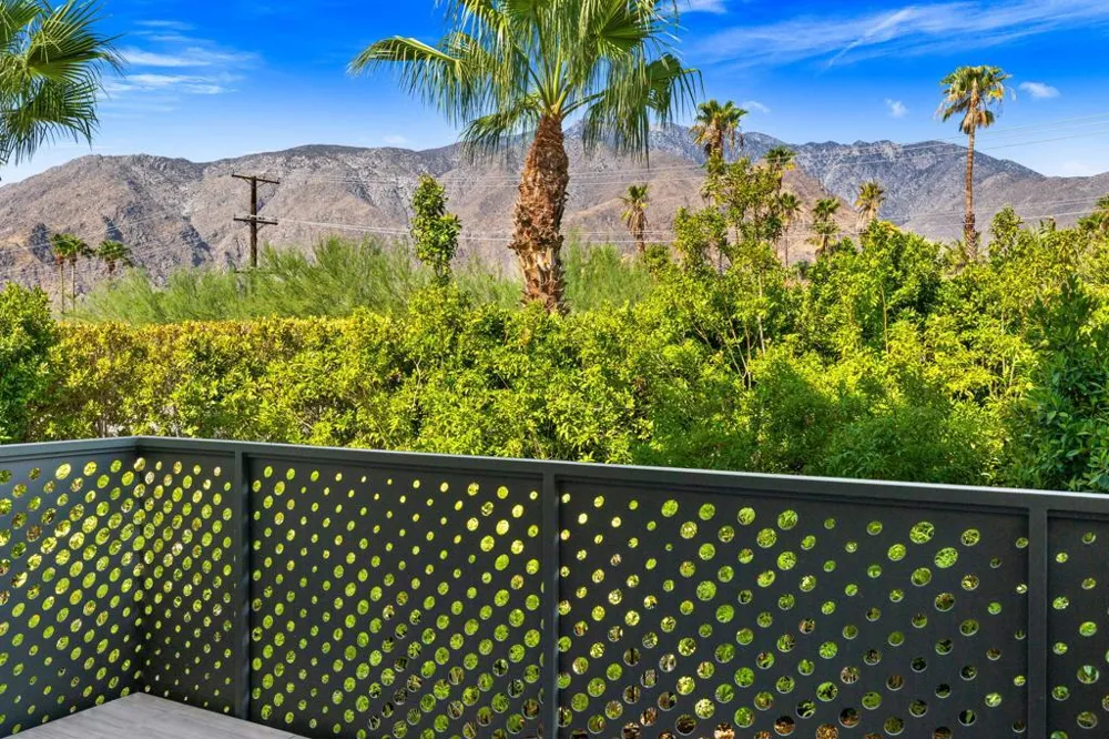 110 The Riv Palm Springs, CA 92262