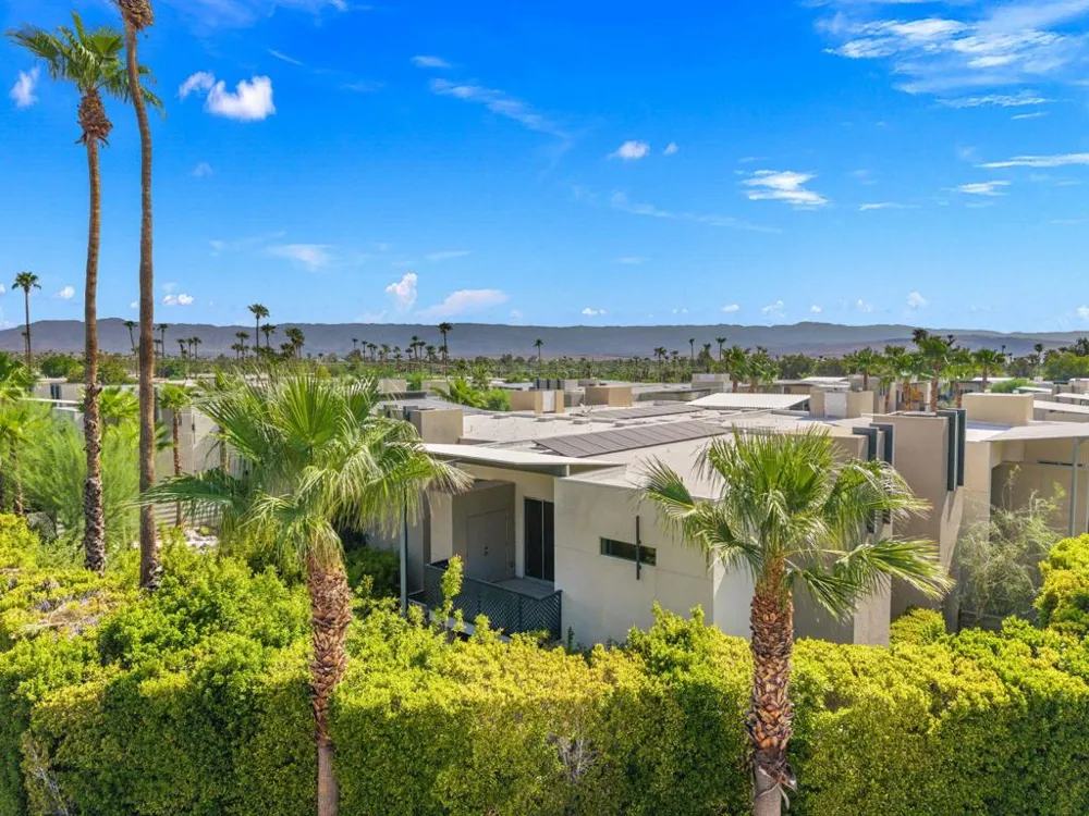 110 The Riv Palm Springs, CA 92262