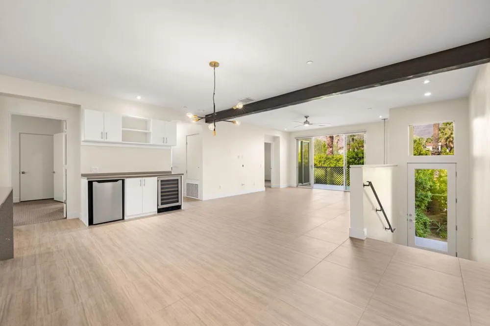 110 The Riv Palm Springs, CA 92262