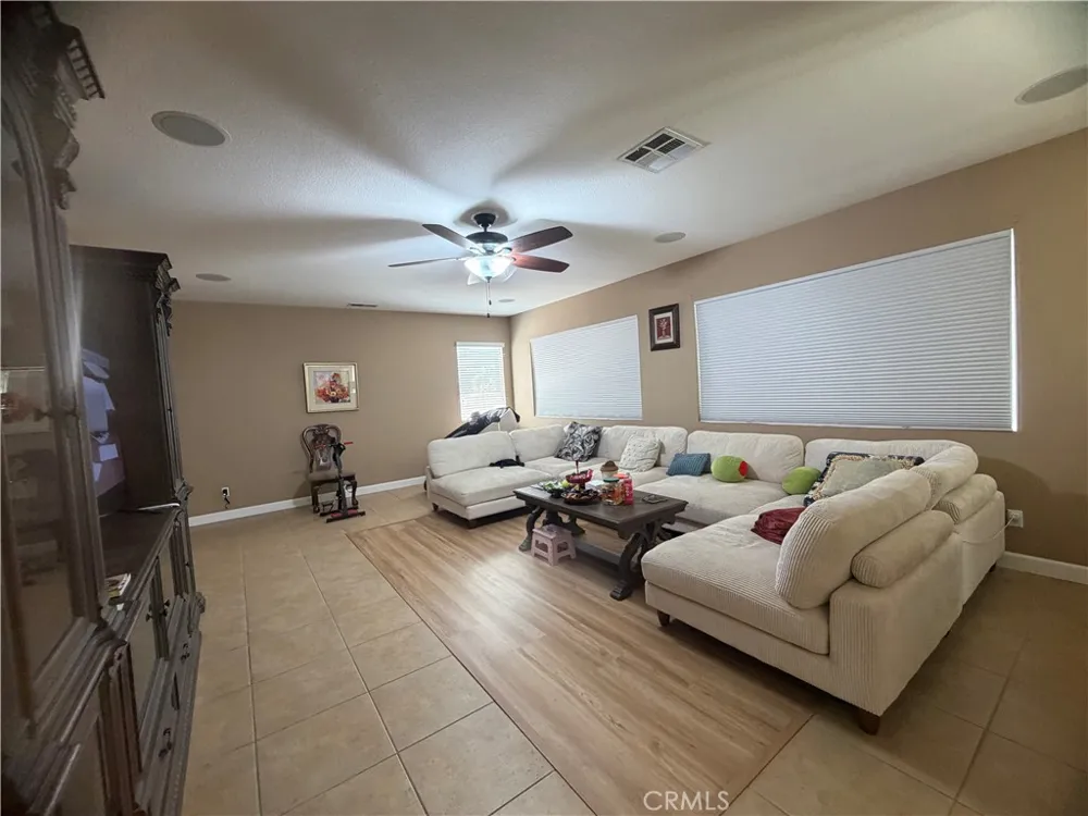 6271 Ruby Crest Jurupa Valley, CA 91752