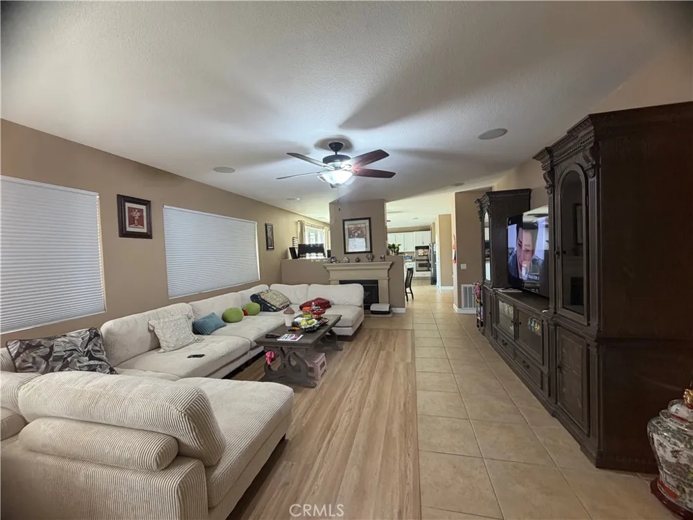 6271 Ruby Crest Jurupa Valley, CA 91752