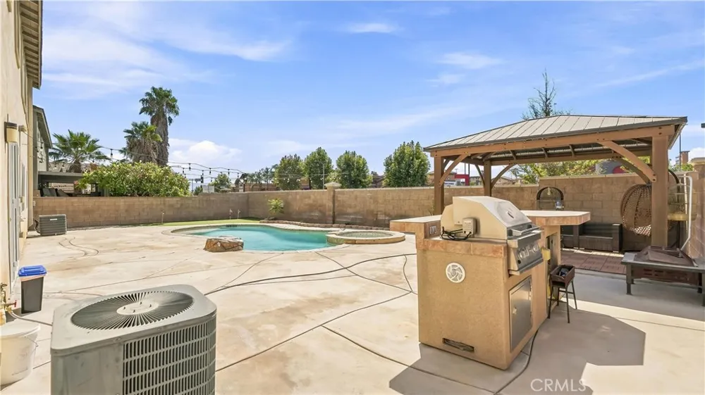6271 Ruby Crest Jurupa Valley, CA 91752