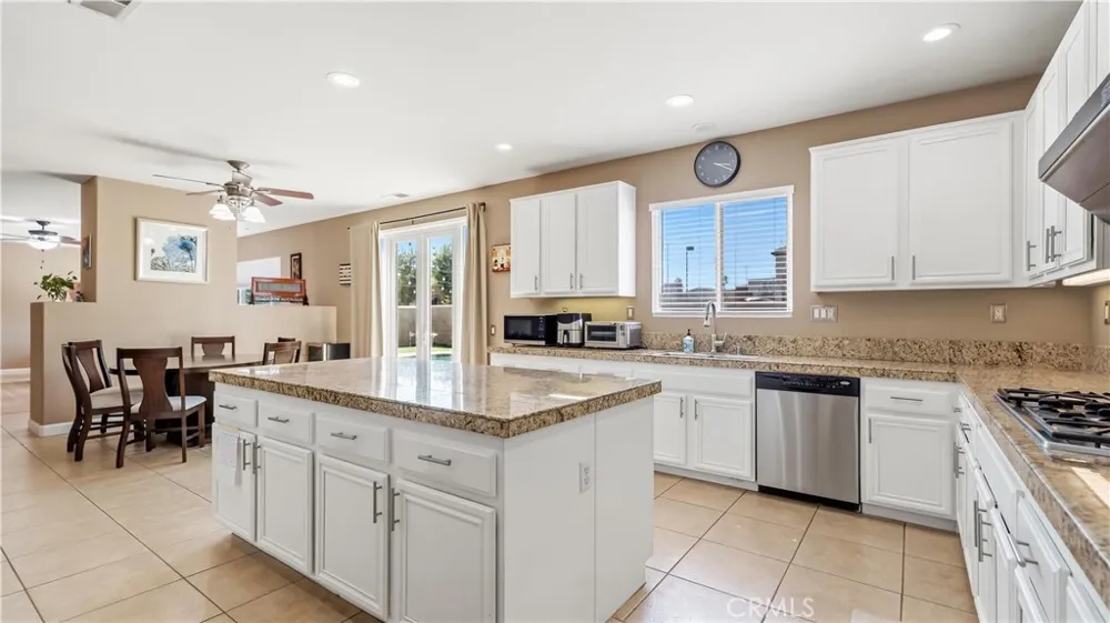 6271 Ruby Crest Jurupa Valley, CA 91752