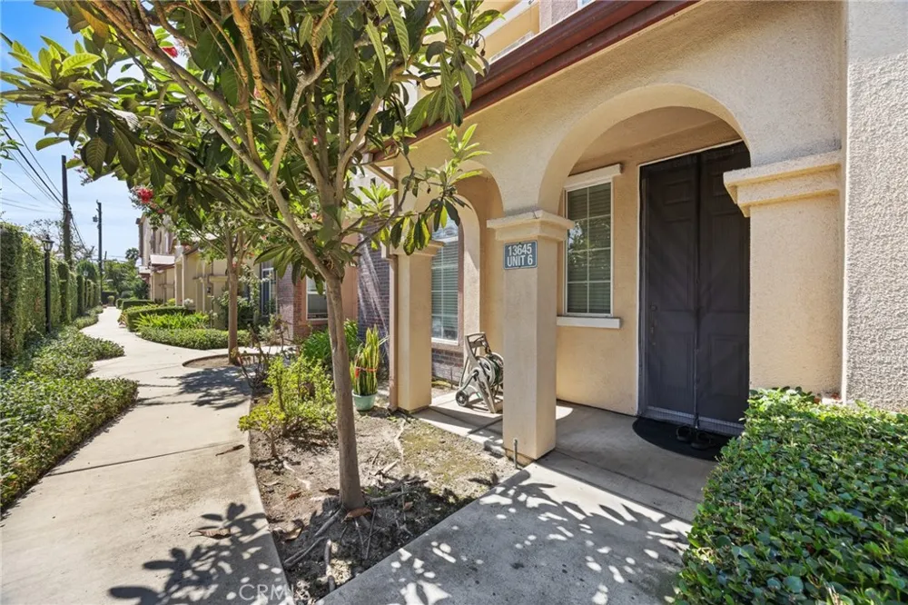 13645 Foster ave #6 Baldwin Park, CA 91706