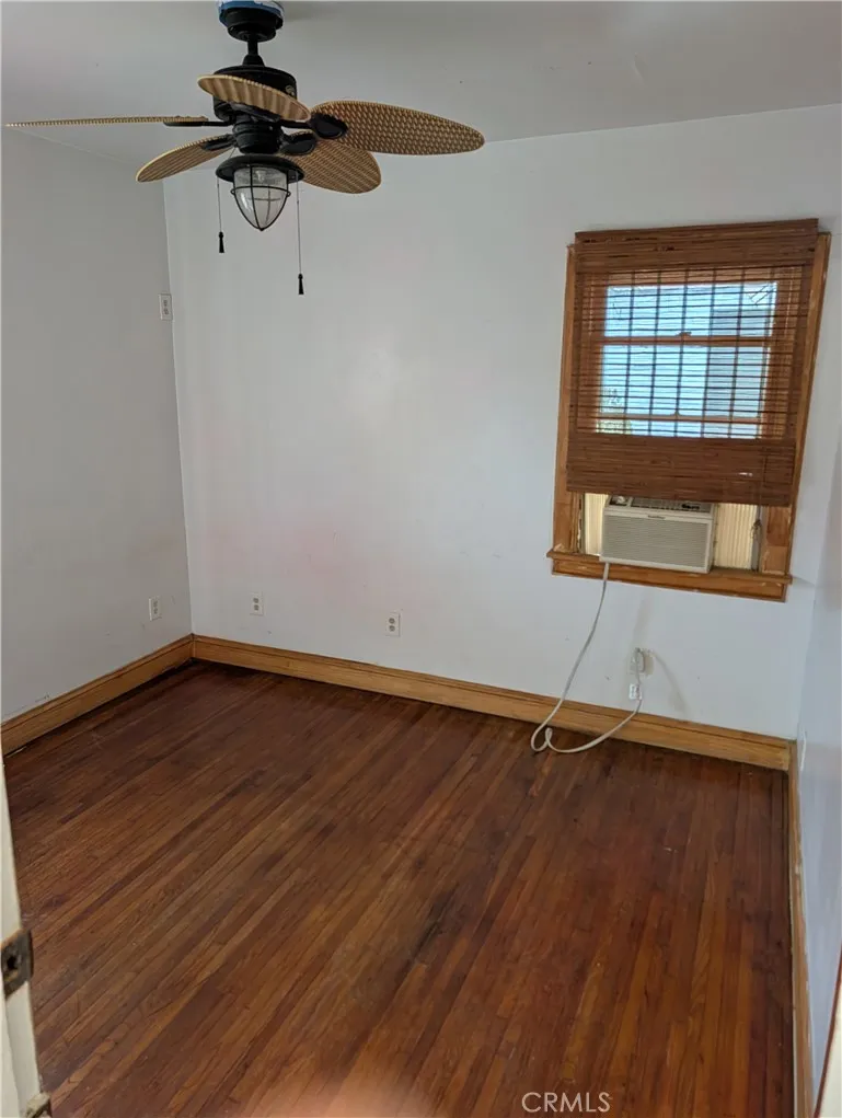 1168 Knoll Drive Monterey Park, CA 91754