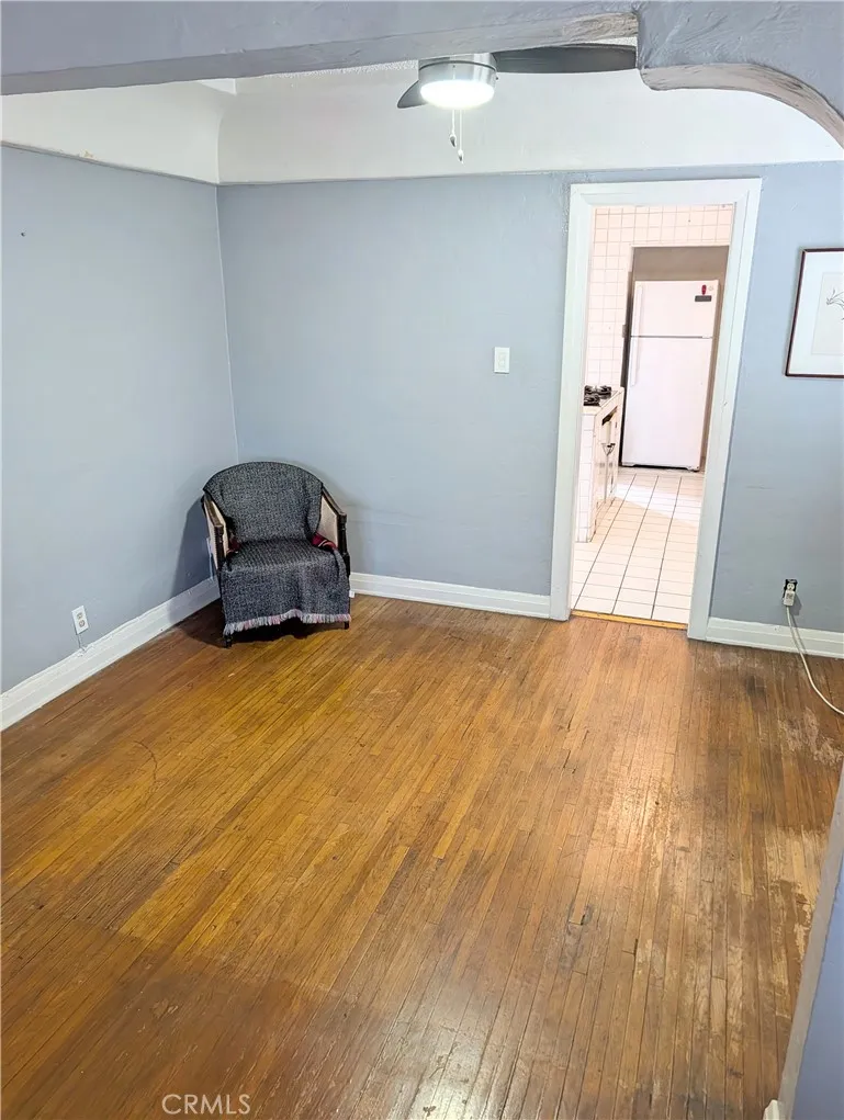 1168 Knoll Drive Monterey Park, CA 91754