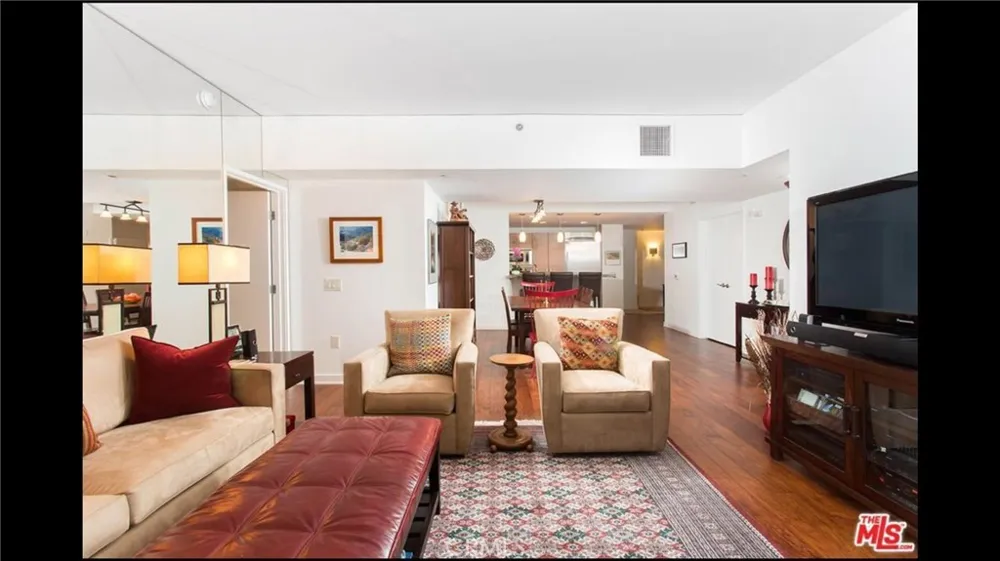 13650 Marina Pointe Drive #1605 Marina del Rey, CA 90292
