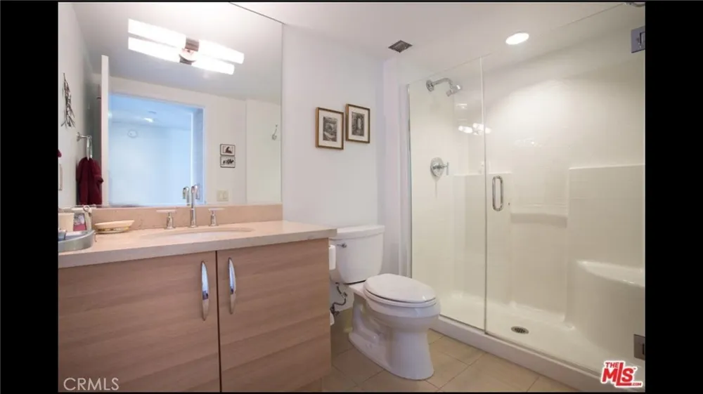 13650 Marina Pointe Drive #1605 Marina del Rey, CA 90292