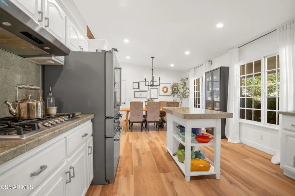 3109 Rollings Avenue Thousand Oaks, CA 91360