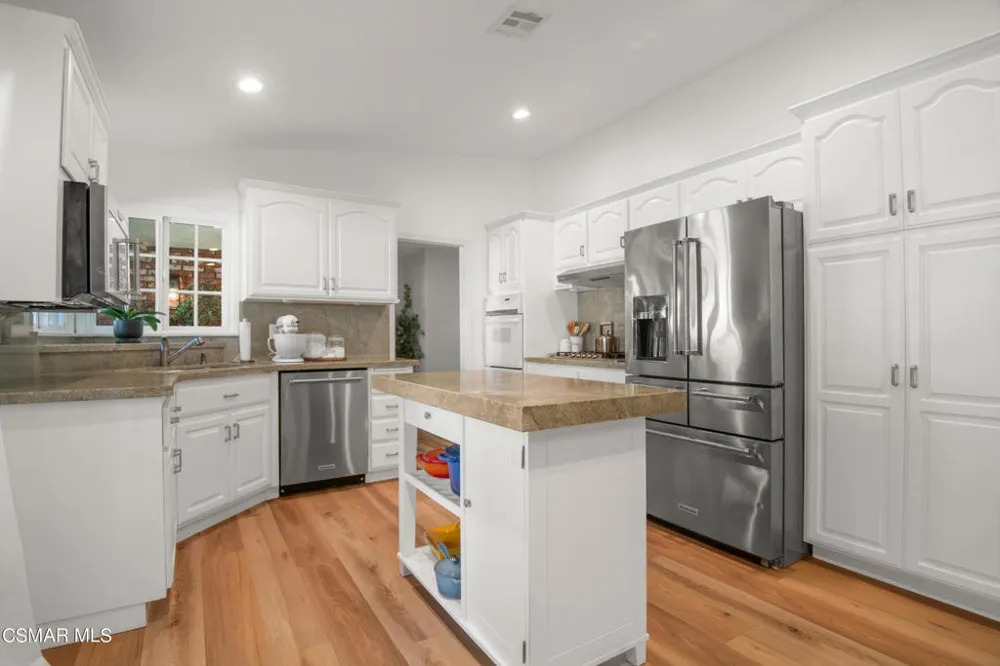 3109 Rollings Avenue Thousand Oaks, CA 91360