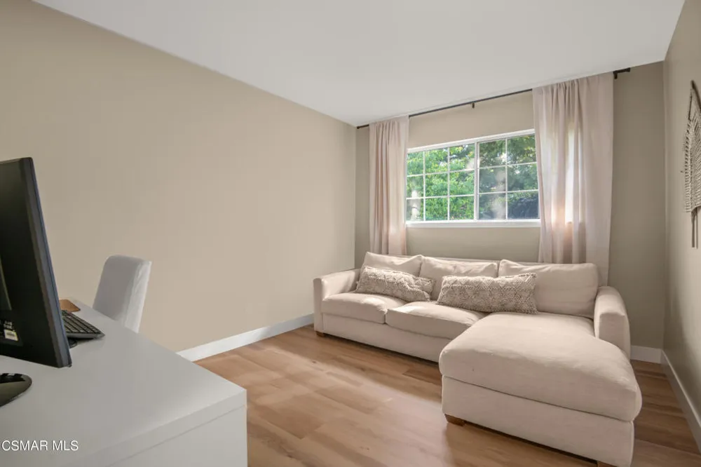 3109 Rollings Avenue Thousand Oaks, CA 91360