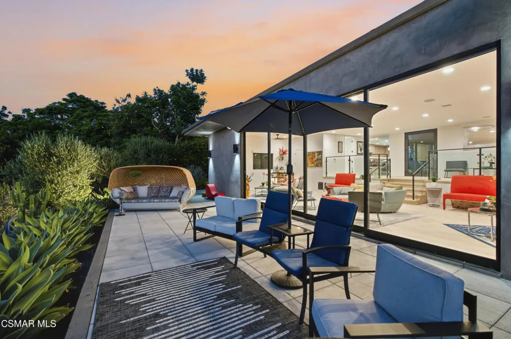 2800 Lynnview Street Newbury Park, CA 91320