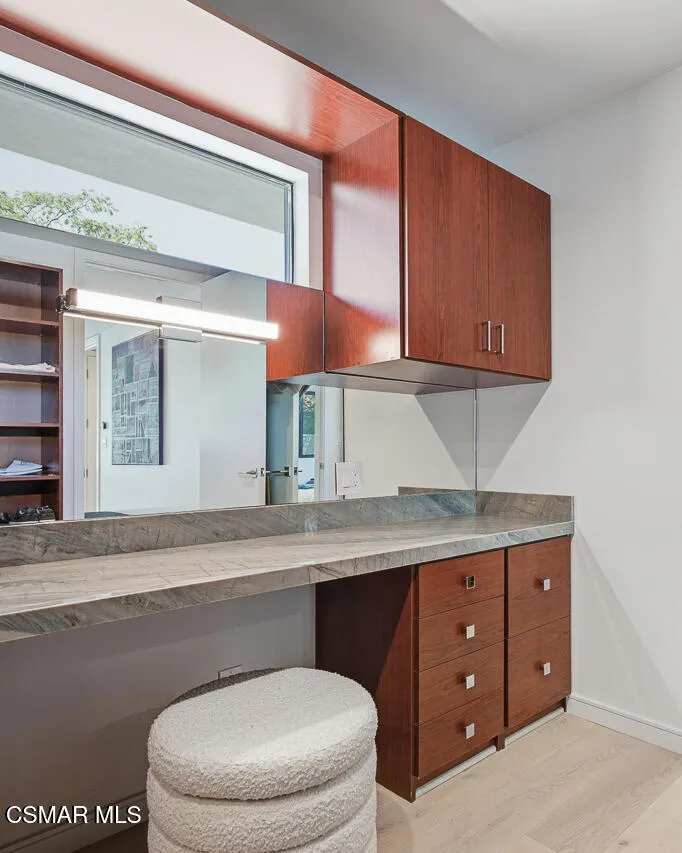 2800 Lynnview Street Newbury Park, CA 91320