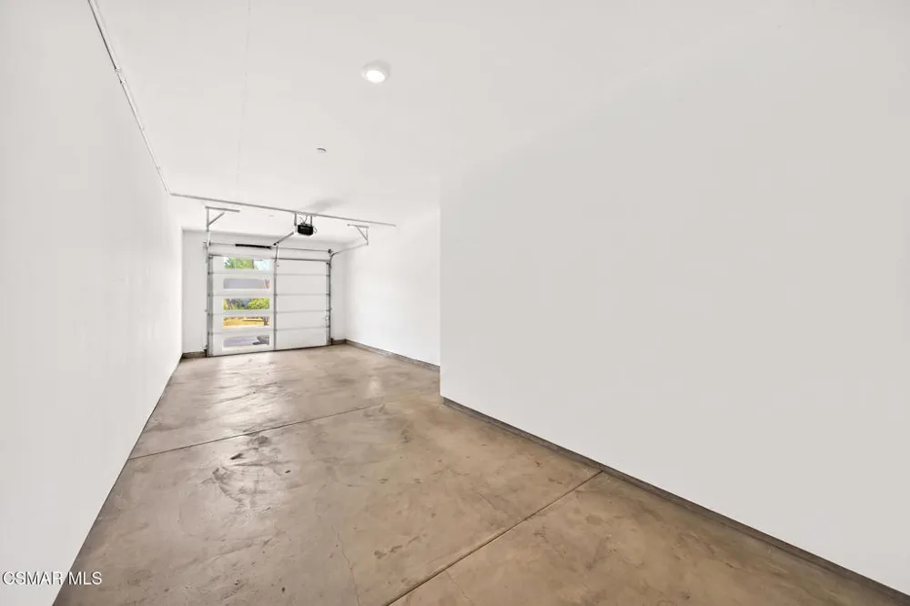 1135 Commonwealth Avenue Los Angeles, CA 90029