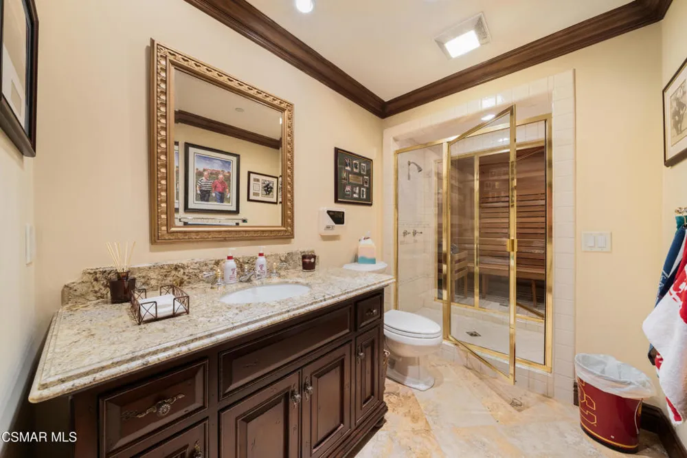 240 W Stafford Road Thousand Oaks, CA 91361