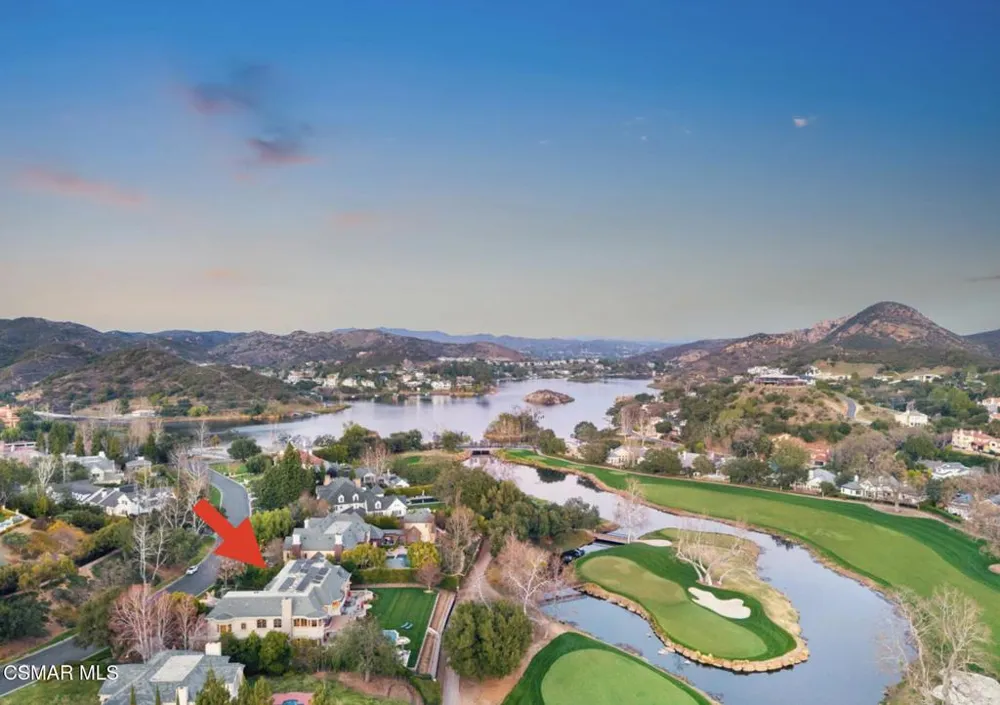240 W Stafford Road Thousand Oaks, CA 91361