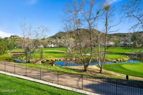 240 W Stafford Road