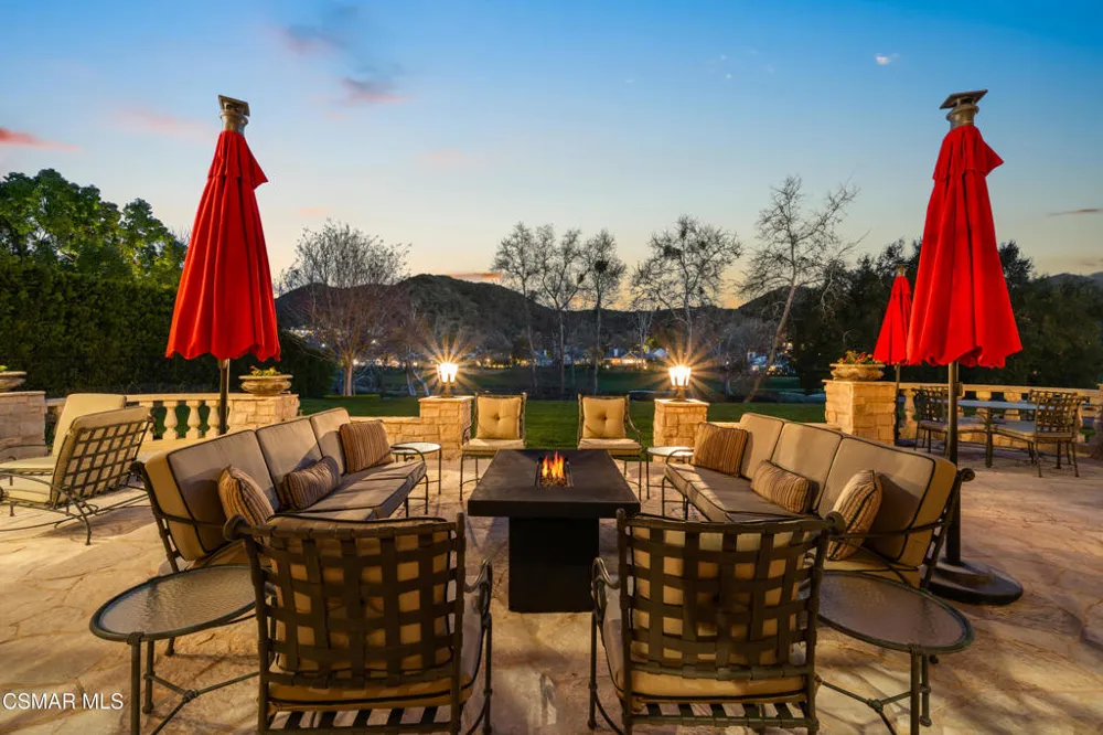 240 W Stafford Road Thousand Oaks, CA 91361