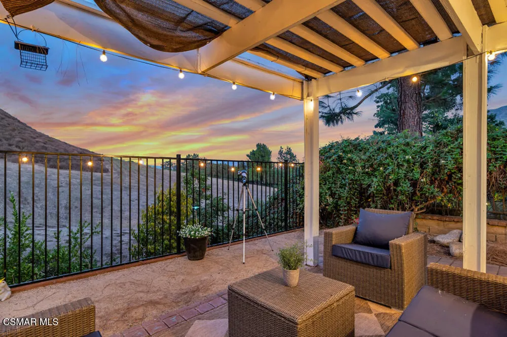 5440 Forest Cove Lane Agoura Hills, CA 91301