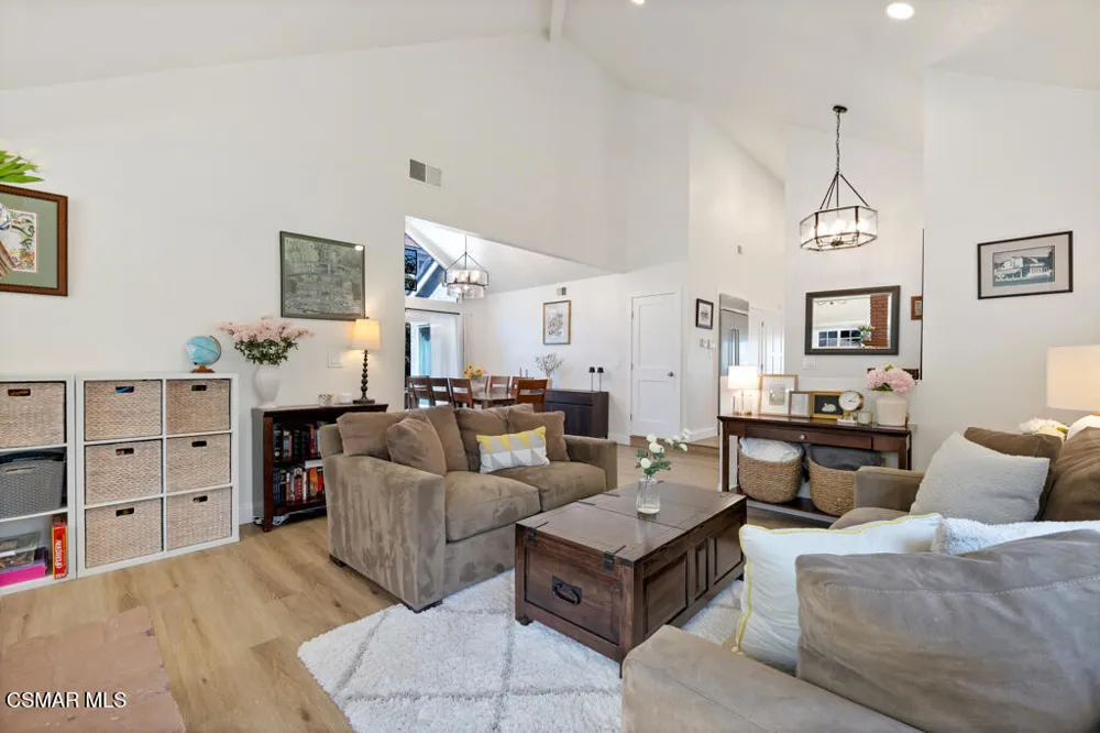 5440 Forest Cove Lane Agoura Hills, CA 91301