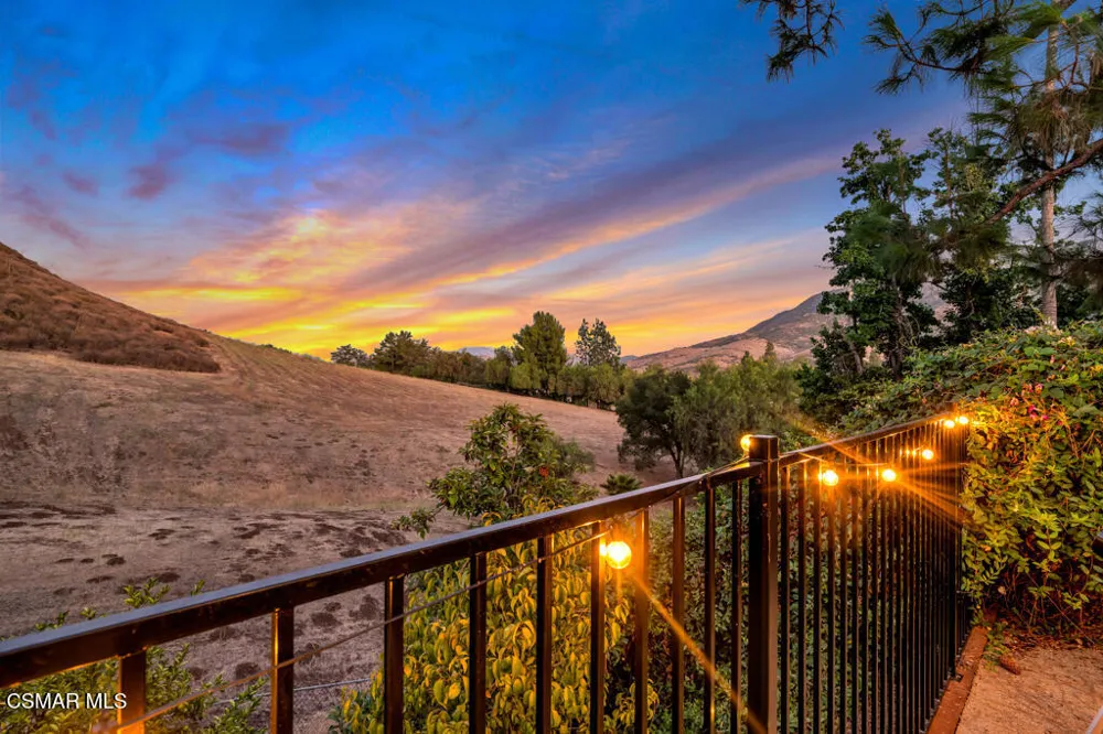 5440 Forest Cove Lane Agoura Hills, CA 91301