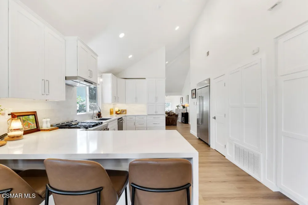 5440 Forest Cove Lane Agoura Hills, CA 91301