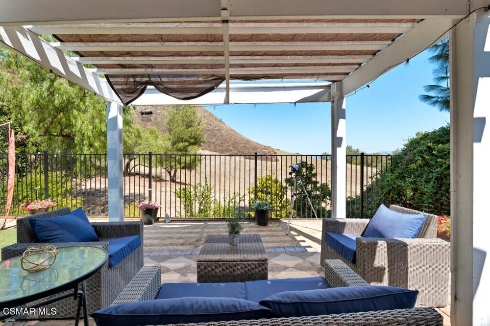 5440 Forest Cove Lane Agoura Hills, CA 91301