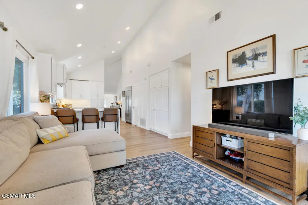 5440 Forest Cove Lane Agoura Hills, CA 91301