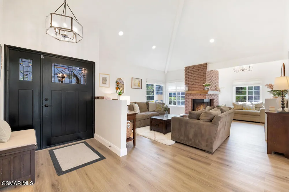 5440 Forest Cove Lane Agoura Hills, CA 91301
