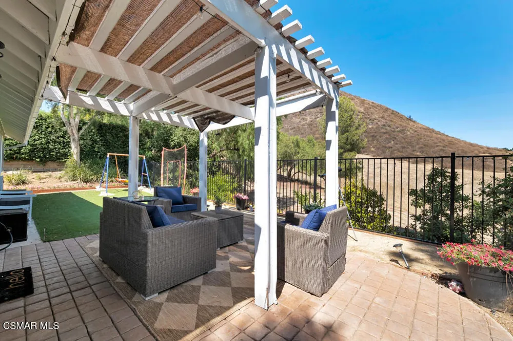 5440 Forest Cove Lane Agoura Hills, CA 91301