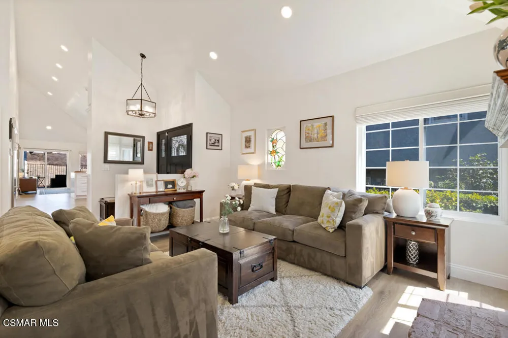 5440 Forest Cove Lane Agoura Hills, CA 91301