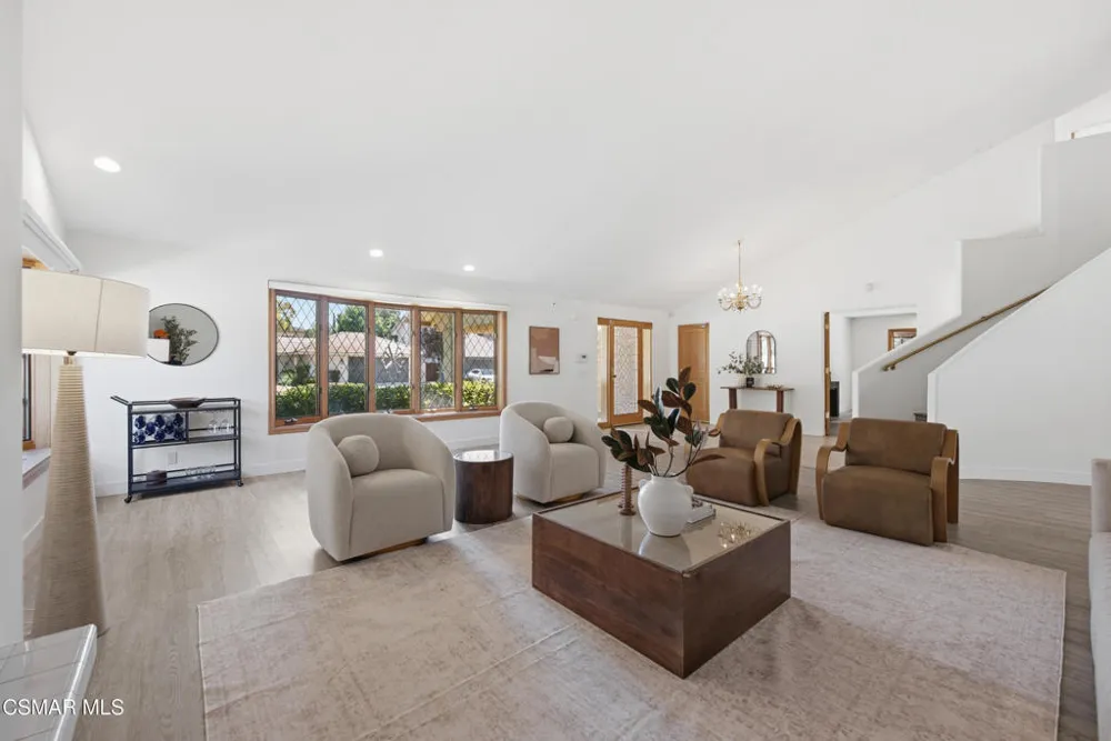 1592 Brentford Avenue Westlake Village, CA 91361