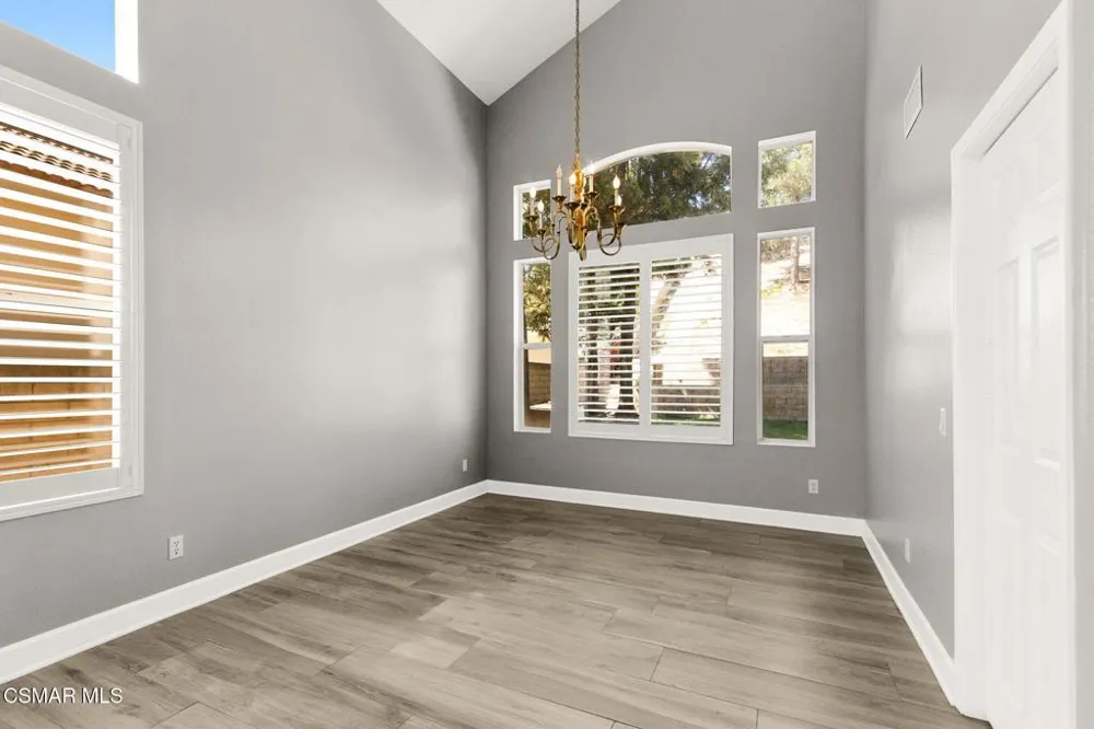 15621 Harte Lane Moorpark, CA 93021