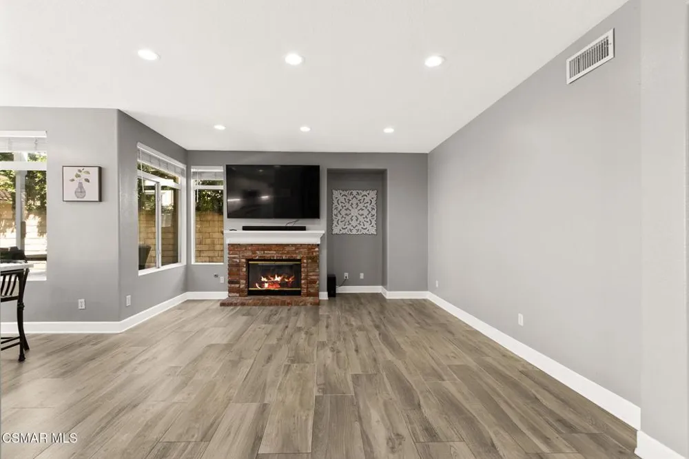 15621 Harte Lane Moorpark, CA 93021