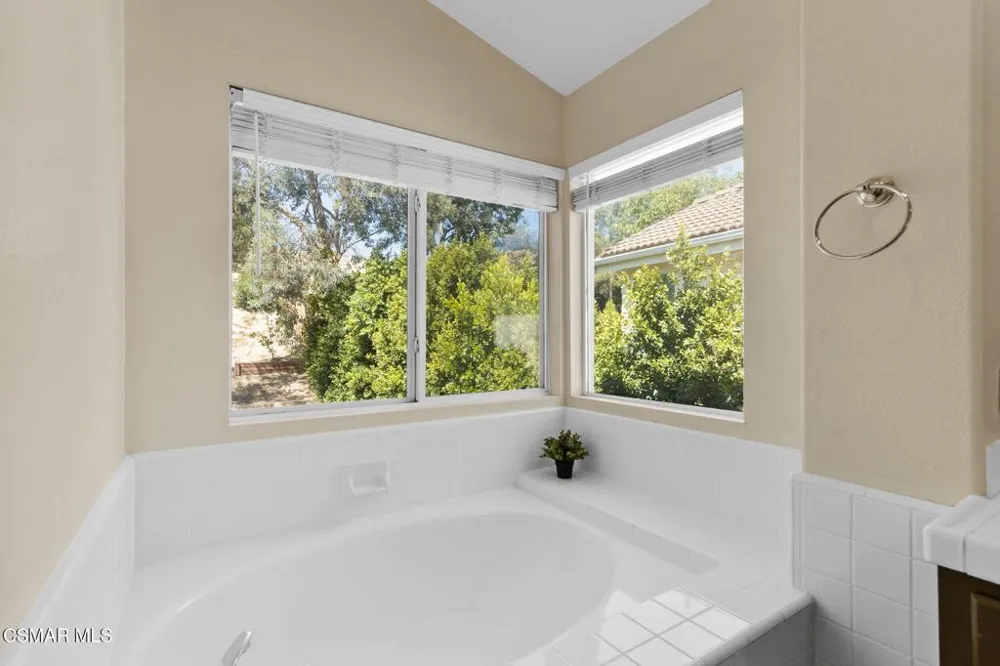 15621 Harte Lane Moorpark, CA 93021